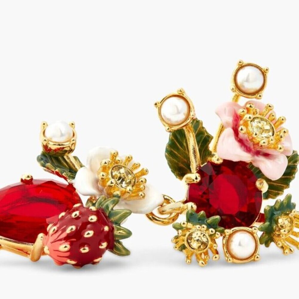 LES NEREIDES WILD STRAWBERRY AND STRAWBERRY FLOWER EARRINGS | ATBG1011 - Picture 5 of 5